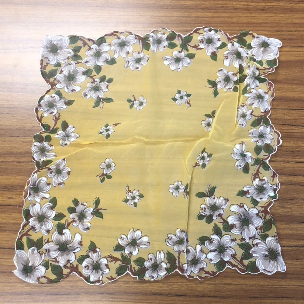 Vintage Handkerchief or Pocket Square - Picture 2 of 13
